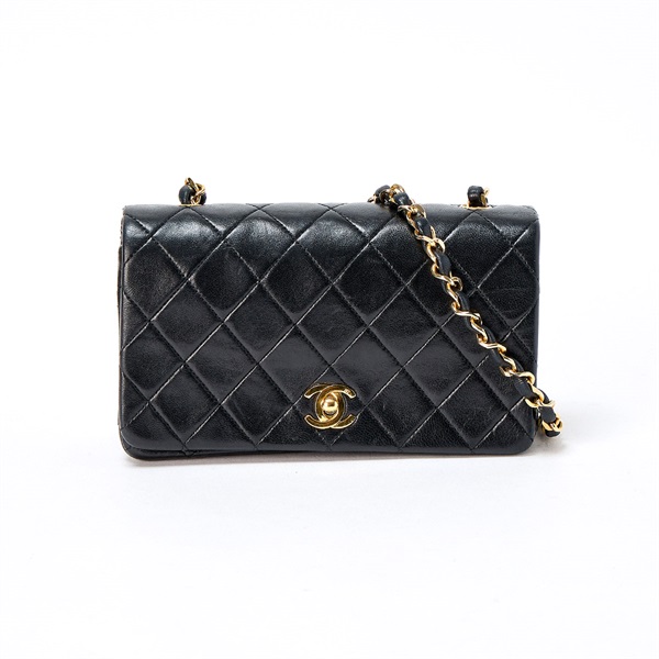 CHANEL ミニ マトラッセ ショルダーバッグ ブラック ゴールド ラムスキン | MixTHINKS（ミックスシンクス） ｜  中古ブランド品・ブランド古着のセレクトショップ