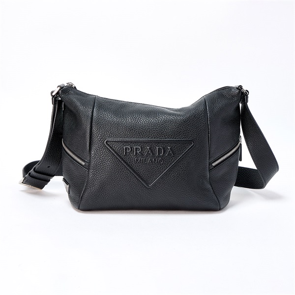 PRADA トライアングル ショルダーバッグ ブラック シルバー レザー | MixTHINKS（ミックスシンクス） ｜  中古ブランド品・ブランド古着のセレクトショップ