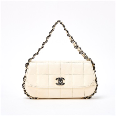 CHANEL チョコバー 2005年頃 ハンドバッグ ホワイト シルバー カーフスキン