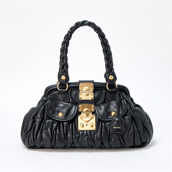 MIU MIU マテラッセ ショルダーバッグ ブラック ゴールド レザー