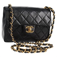 CHANEL ミニ マトラッセ シングルフラップシングルチェーン 18 ショルダーバッグ ブラック ゴールド ラムスキン
