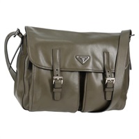 PRADA トライアングル ショルダーバッグ ミリタリー シルバー ソフトカーフ