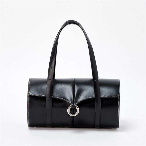 【原宿店限定】LOEWE ショルダーバッグ ブラック シルバー レザー