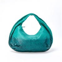 【原宿店限定】BOTTEGA VENETA クラシック イントレチャート ショルダーバッグ グリーン ブラック レザー