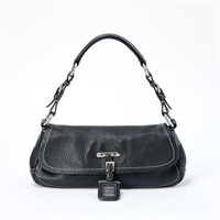 【原宿店限定】PRADA トライアングル ショルダーバッグ BR2074 ブラック シルバー レザー