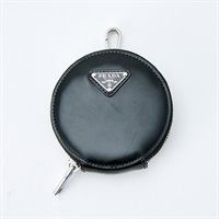 【原宿店限定】PRADA トライアングル  ラウンド コインケース シルバー ブラッシュドレザー