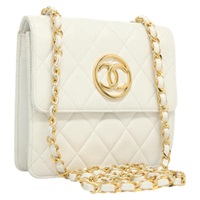 【原宿店限定】シャネル CHANEL ショルダーバッグ マトラッセ ココマーク チェーン ラムスキン ホワイト ゴールド レディース 122303V