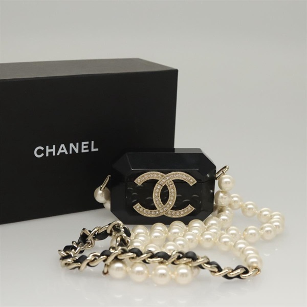 【原宿店限定】シャネル CHANEL ショルダーバッグ エアーポッズケース プラスチック ブラック レディース BA1117AM