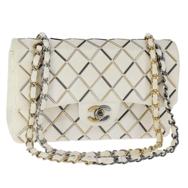 【原宿店限定】シャネル CHANEL ショルダーバッグ マトラッセ チェーン ラムスキン ホワイト レディース PP140AV