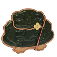 【原宿店限定】ルイ・ヴィトン LOUIS VUITTON コント ドゥ フェ ポシェット グラボ カエル ショルダーバッグ モノグラム ヴェルニ ポーチ グリーン M92269 レディース 10798