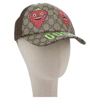 【原宿店限定】グッチ GUCCI キャップ GGスプリーム  いちご ベースボールキャップ PVC XL ベージュ 700665 レディース am7681V