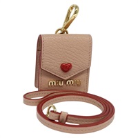【原宿店限定】ミュウ ミュウ Miu Miu ポーチ AirPodsケース レザー ピンク レディース 113343