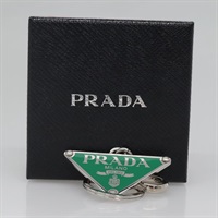 【原宿店限定】プラダ PRADA キーホルダー メタル グリーン レディース 118866M