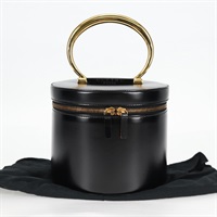 【原宿店限定】セリーヌ CELINE 化粧ポーチ バニティ レザー ブラック ゴールド レディース 125415V