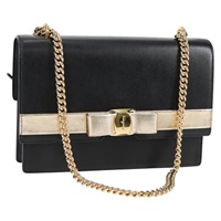 【原宿店限定】サルヴァトーレフェラガモ Salvatore Ferragamo ショルダーバッグ ヴァラ チェーン レザー ブラック ゴールド レディース 125812M