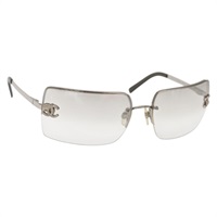 【原宿店限定】シャネル CHANEL サングラス プラスチック シルバー レディース am9070V