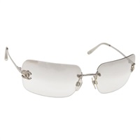 【原宿店限定】シャネル CHANEL サングラス プラスチック シルバー レディース am9117V