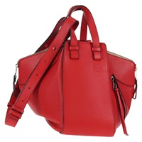 【原宿店限定】ロエベ LOEWE ショルダーバッグ ハンモック レザー レッド シルバー レディース BA6368M