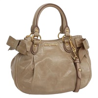 【原宿店限定】ミュウ ミュウ Miu Miu ハンドバッグ レザー 2way ベージュ ゴールド レディース 147657V