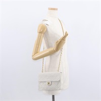 【原宿店限定】CHANEL Matelasse Chain Shoulder Bag Lamb Skin White Gold CC Auth ka097V