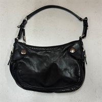 PRADA ロゴ ハンドバッグ ブラック レザー