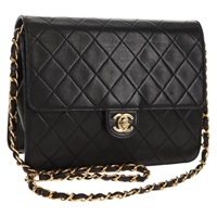 【原宿店限定】シャネル CHANEL ショルダーバッグ マトラッセ ターンロック チェーン ラムスキン ブラック ゴールド レディース 159009V