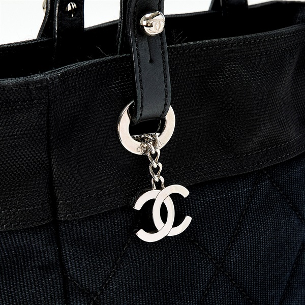 CHANEL パリビアリッツ PM ハンドバッグ ネイビー ブラック シルバー キャンバスの画像4