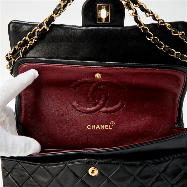 CHANEL マトラッセ ダブルフラップ ダブルチェーン 25cm ショルダーバッグ ブラック ゴールド ラムスキンの画像6