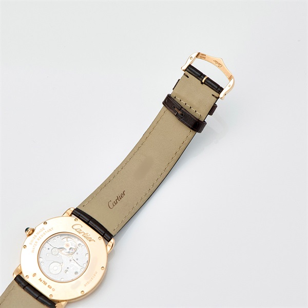 Cartier ロンド ルイ カルティエ W6800251 手巻き 腕時計 36MM アイボリー文字盤 ローズゴールド 750RG レザーの画像6