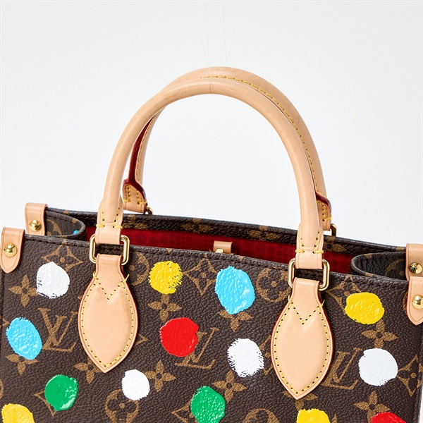 LOUIS VUITTON×Yayoi Kusama オンザゴー モノグラム PM ハンドバッグ M46380 ブラウン ゴールド PVC レザーの画像3