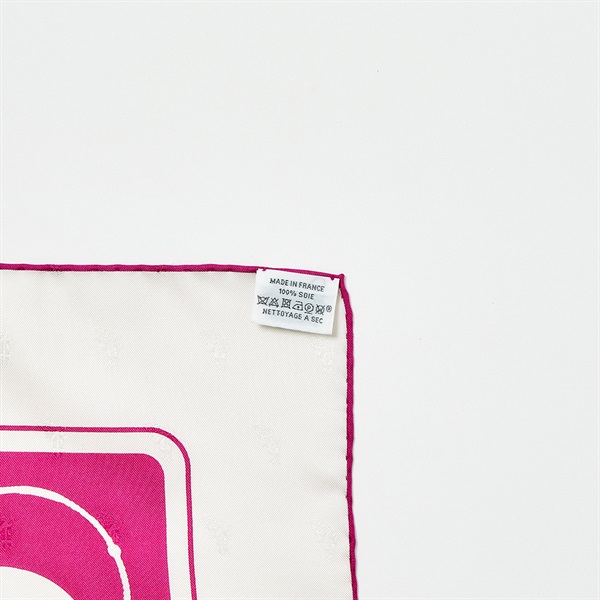 HERMES カレ スカーフ 90 ピンク ホワイト シルクの画像2