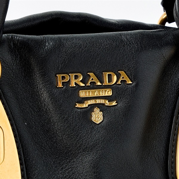 PRADA オールレザー ハンドバッグ ブラック ゴールド レザーの画像4