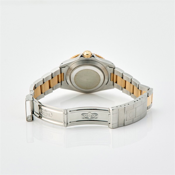 ROLEX サブマリーナ 16613 自動巻き 腕時計 40MM バイオレット文字盤 ゴールド ブルー SS YG L番の画像4