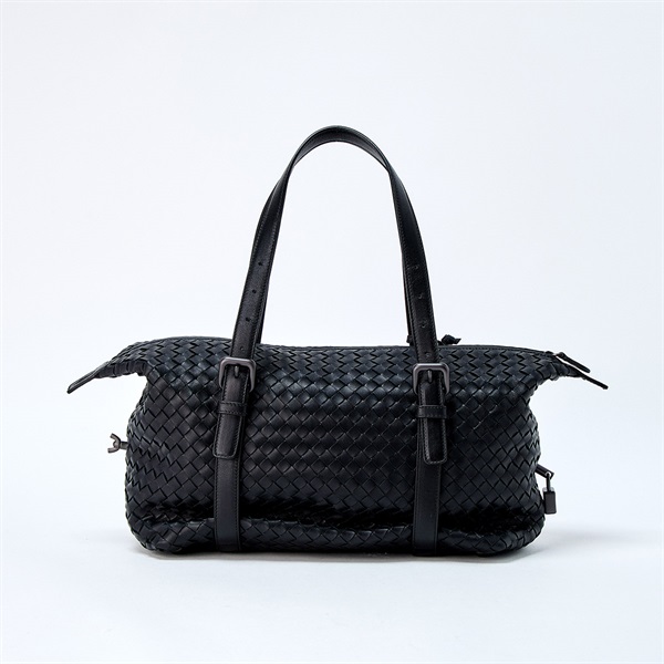 BOTTEGA VENETA イントレチャート ショルダーバッグ ブラック マットシルバー レザーの画像2