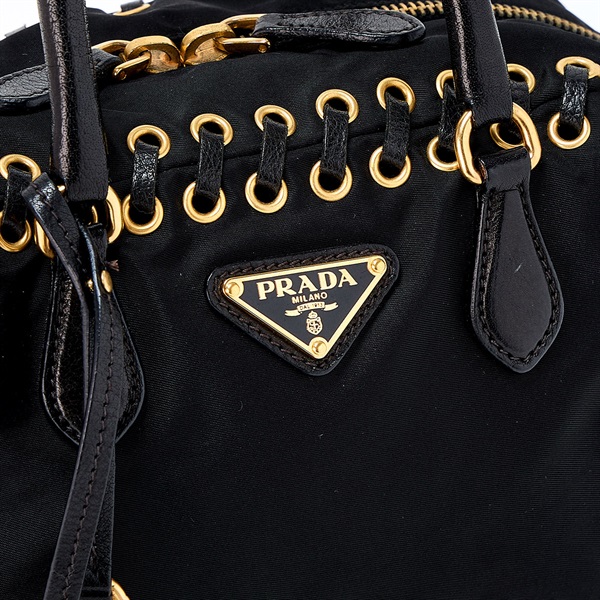 PRADA トライアングル  レースアップ ハンドバッグ ブラック ゴールド テスート レザーの画像4