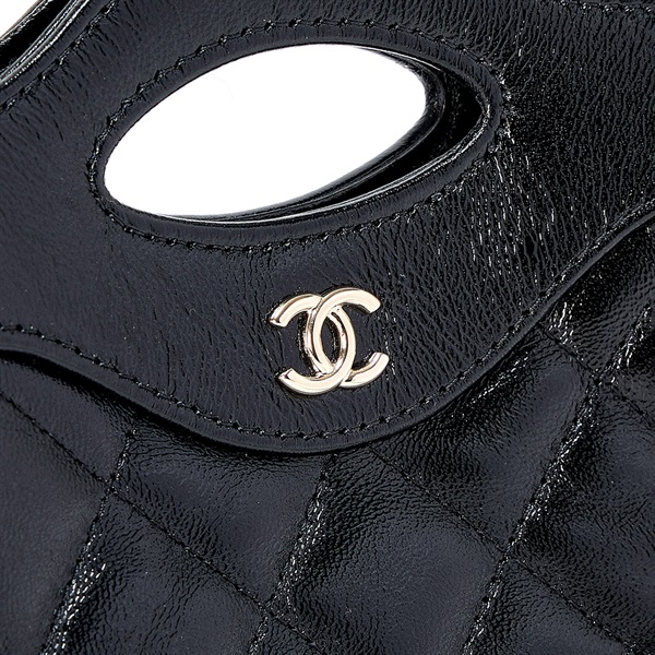 CHANEL マトラッセ チェーンクラッチ ショルダーバッグ AP3875 B16220 94305 ブラック ゴールド ラムスキンの画像4