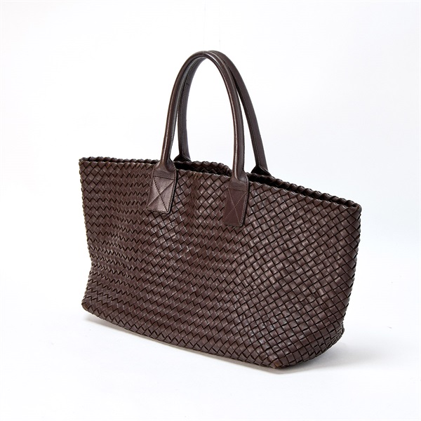 BOTTEGA VENETA イントレチャート カバ MM トートバッグ ブラウン ゴールド レザーの画像1