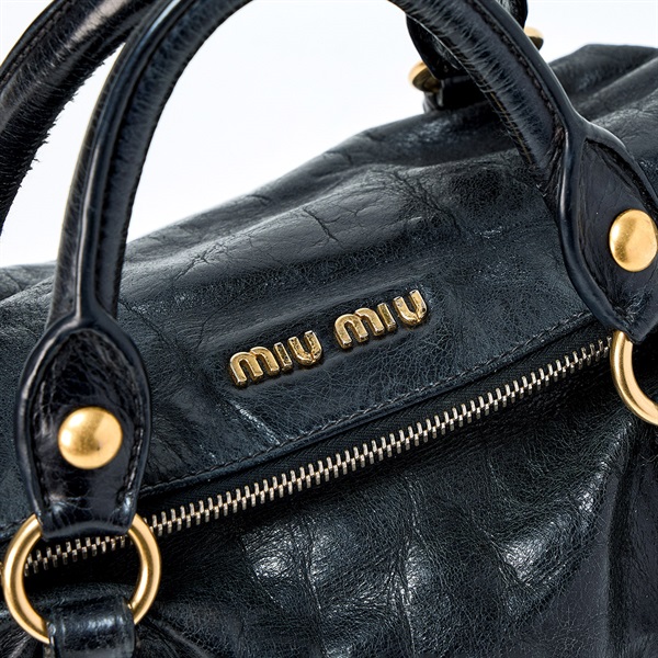 MIU MIU ハンドバッグ ブラック ゴールド レザーの画像4