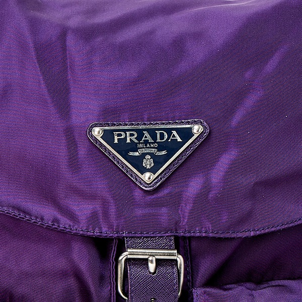 PRADA トライアングル バックパック パープル シルバー テスートの画像1