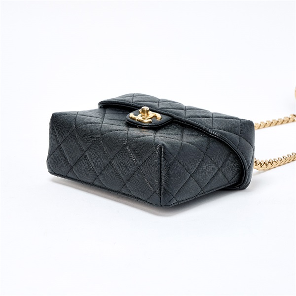CHANEL マトラッセ トップハンドル 2021年 ショルダーバッグ ブラック ゴールド キャビアスキンの画像6