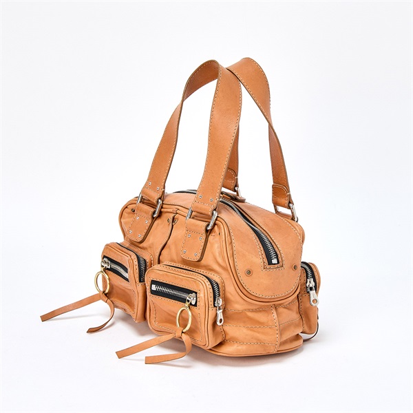 Chloe ベティ ハンドバッグ キャラメル ゴールド レザーの画像1