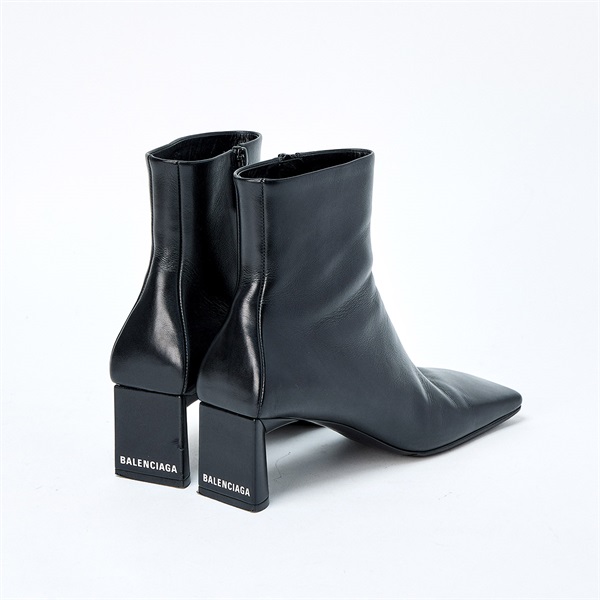BALENCIAGA ブーツ 38 623924 ブラック レザーの画像1