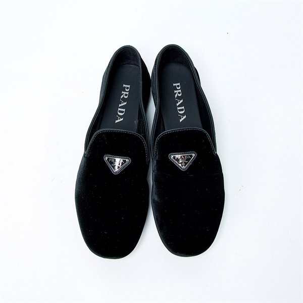 PRADA トライアングル ローファー 8 1/2 2S2974 ブラック ベルベットの画像2