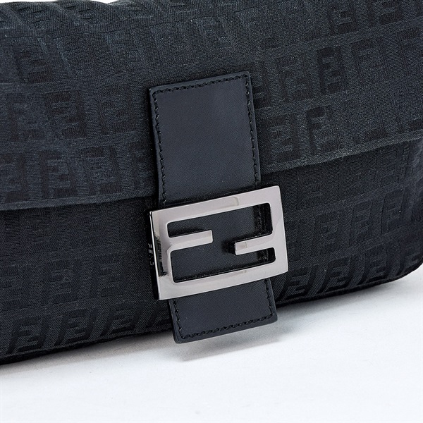 FENDI マンマバゲット ズッキーノ ショルダーバッグ ブラック マットシルバー キャンバスの画像4