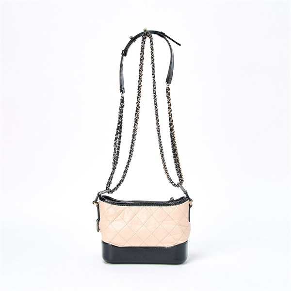 CHANEL ガブリエル スモール 2017年 ショルダーバッグ ベージュ ブラック ゴールド ヴィンテージカーフの画像2