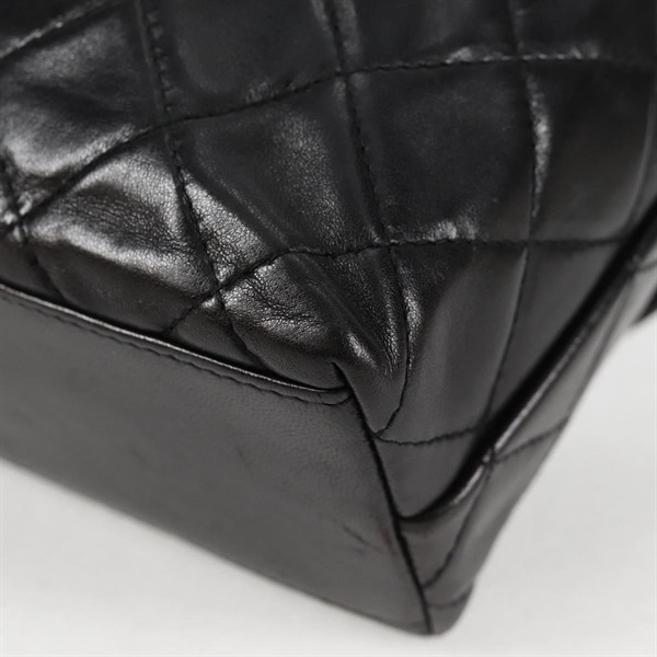 CHANEL マトラッセ ショルダーバッグ ブラック ゴールド ラムスキンの画像6