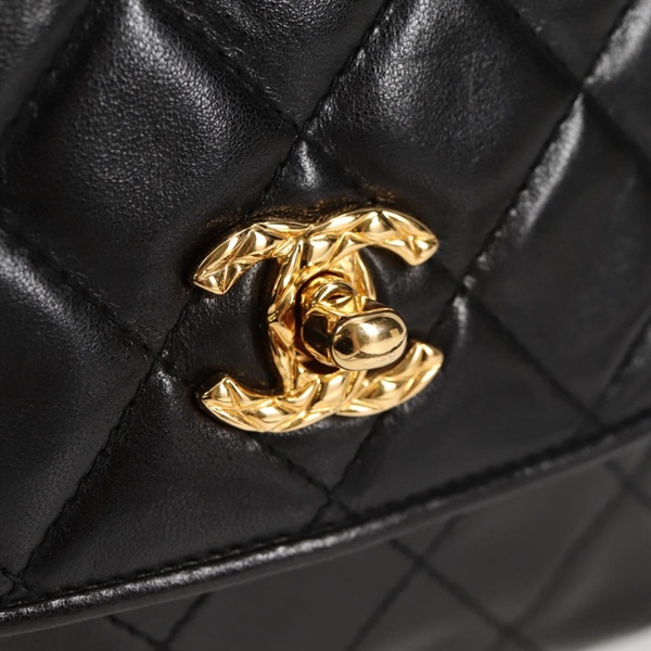 CHANEL マトラッセ ショルダーバッグ ブラック ゴールド ラムスキンの画像7