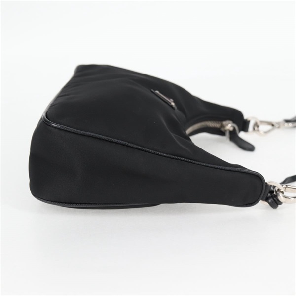 PRADA トライアングル Re-Edition 2005 ショルダーバッグ ブラック シルバー テスートの画像4