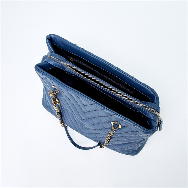 CHANEL Vステッチ 2012年 トートバッグ ブルー シャンパンゴールド レザーの画像7