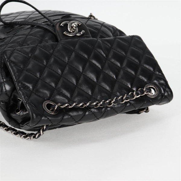 CHANEL マトラッセ 2015年 バックパック ブラック シルバー ラムスキンの画像2